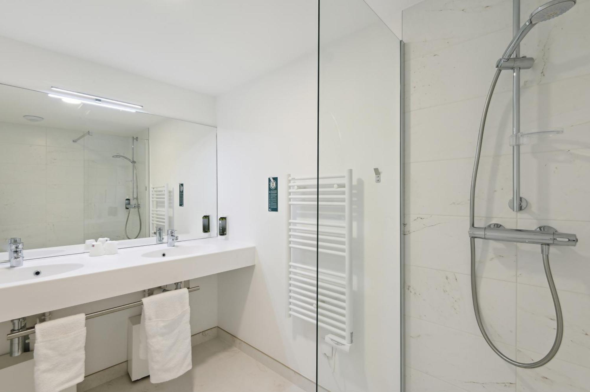 All Suites Paris Ouest Colombes Bois-Colombes Esterno foto